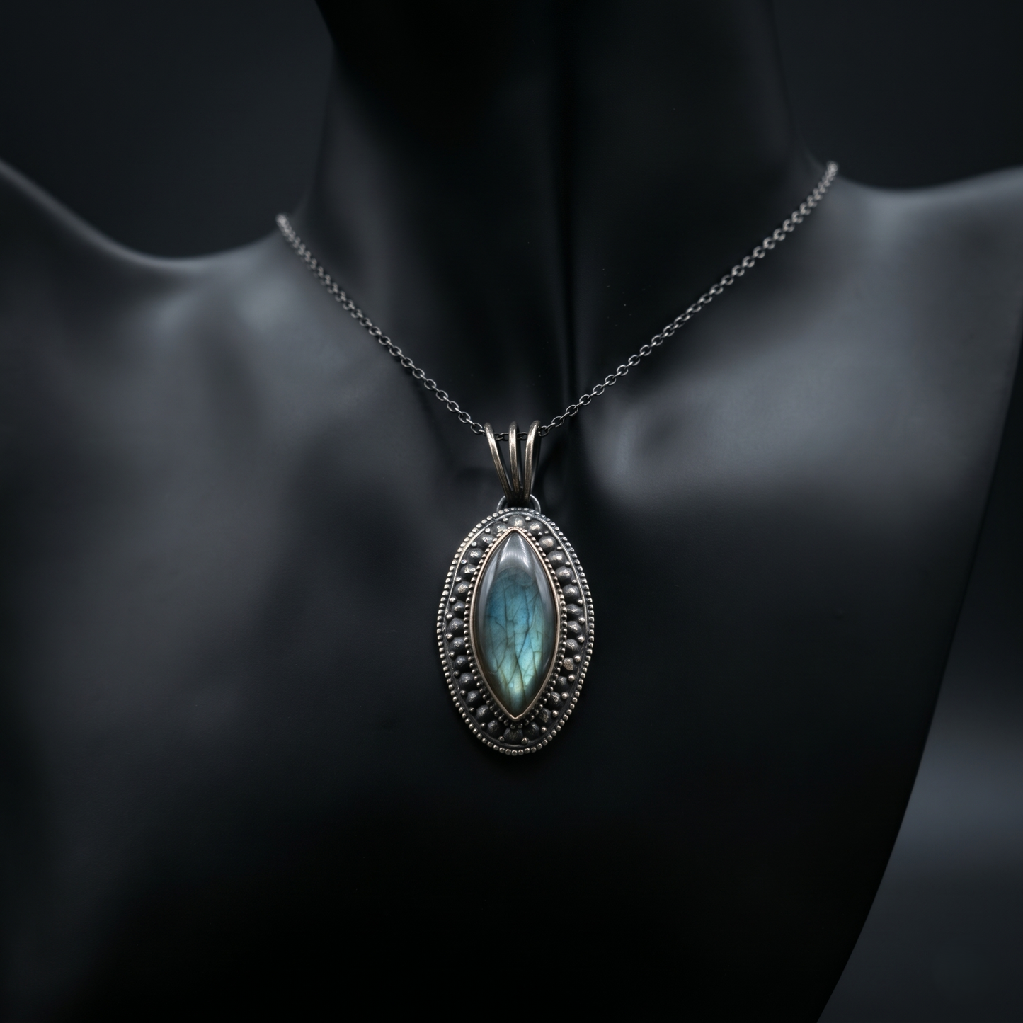 Marquise Labradorite Oxidized Silver Heritage Pendant