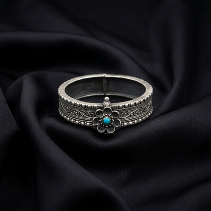 Antique Floral Turquoise 92.5 Silver Kada