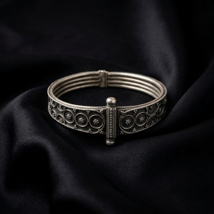 Antique Intricate Filigree 92.5 Silver Kada