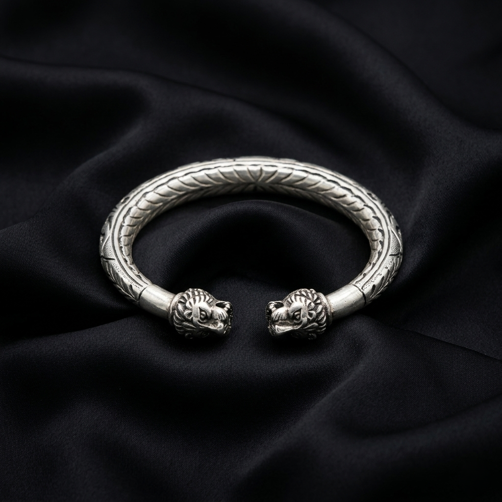 Classic Dual Lion Head Silver Kada