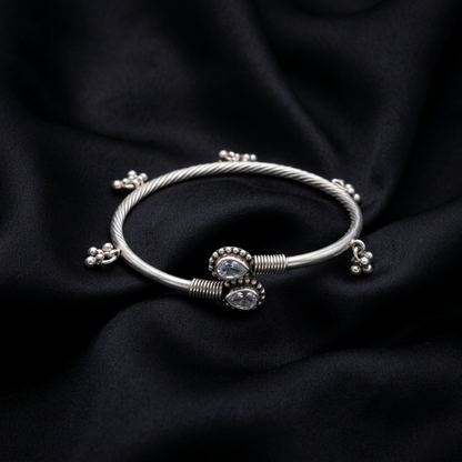 Teardrop Accented Oxidized Silver Kada Bracelet