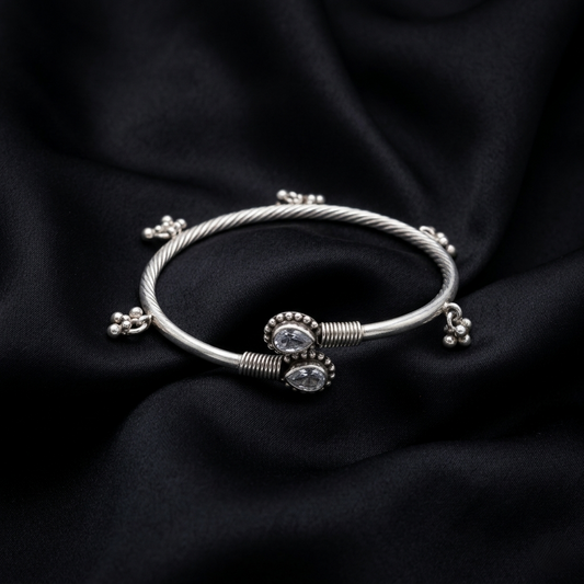 Teardrop Accented Oxidized Silver Kada Bracelet