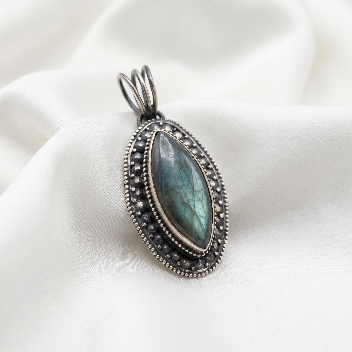 Marquise Labradorite Oxidized Silver Heritage Pendant