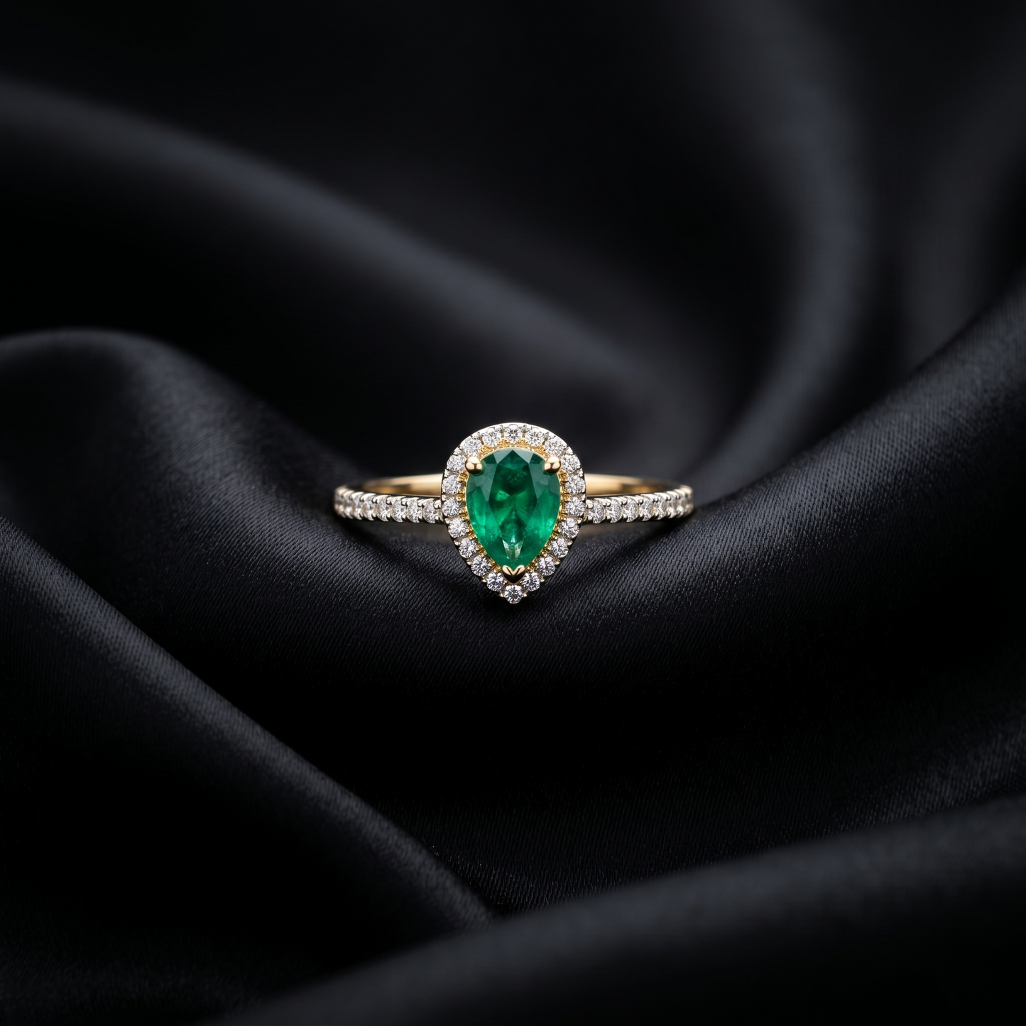 Pear Cut Emerald Gold Halo Ring