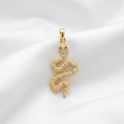 Serpentine Elegance Diamond Silver Pendant Set