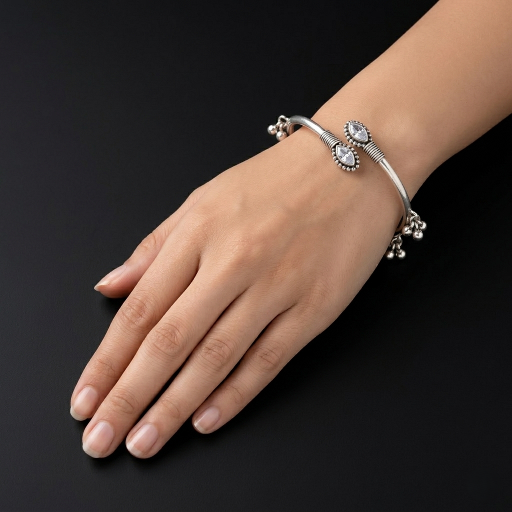 Teardrop Accented Oxidized Silver Kada Bracelet