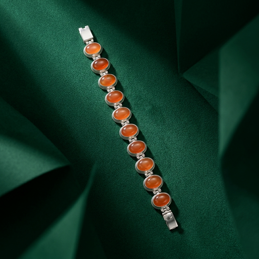 The Carnelian Radiance Silver Link Bracelet