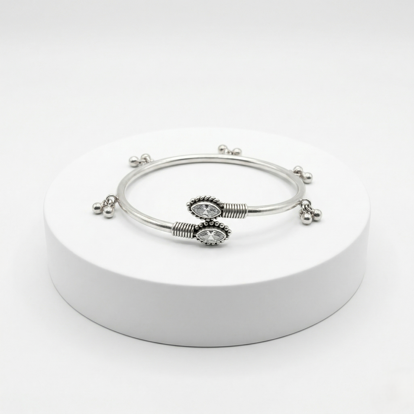 Teardrop Accented Oxidized Silver Kada Bracelet
