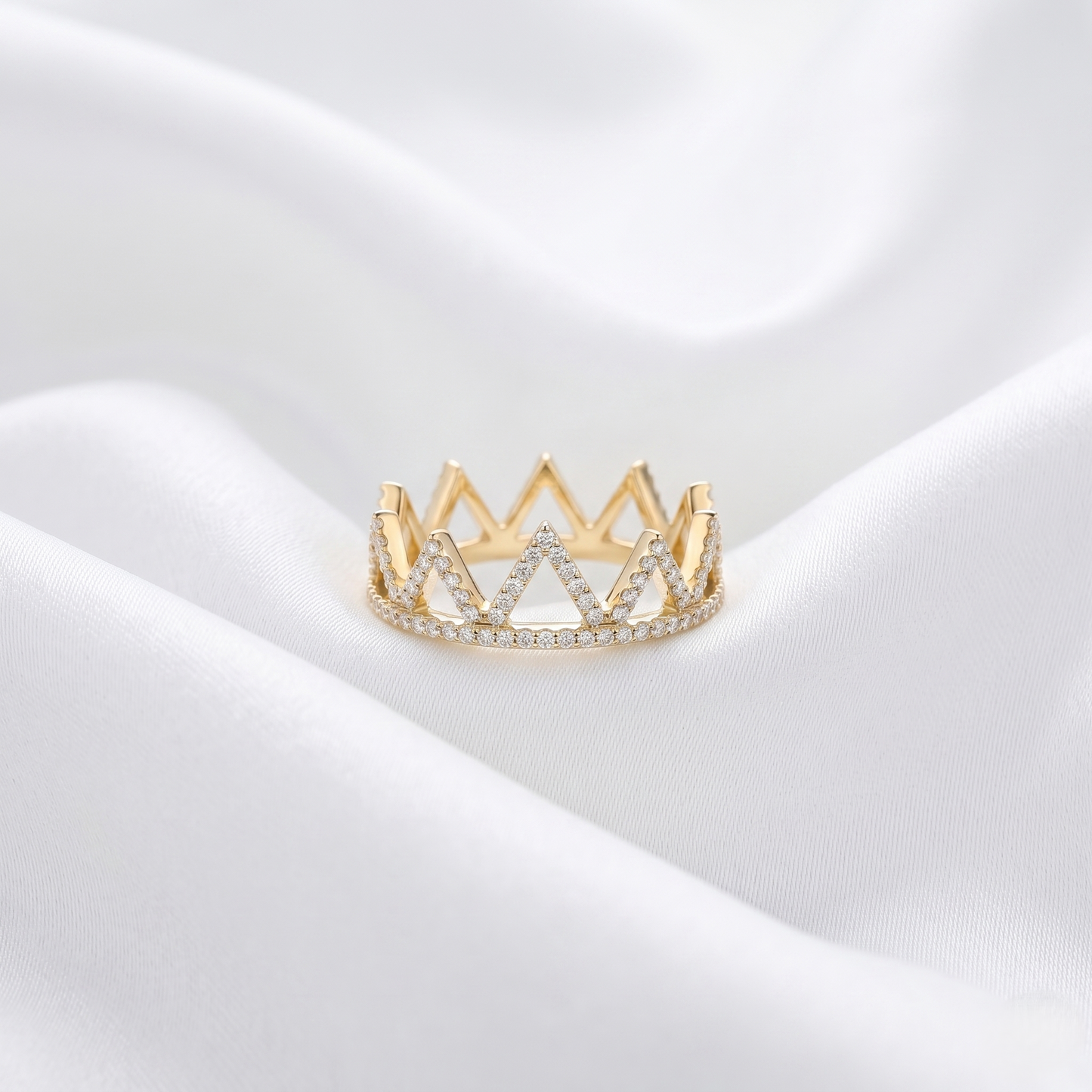 Imperial Crown Diamond Gold Band Ring