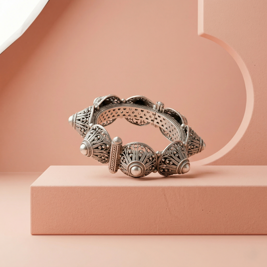 Exquisite Handcrafted Filigree Silver Kada Bracelet