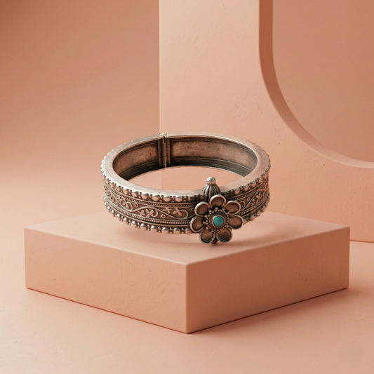 Antique Floral Turquoise 92.5 Silver Kada