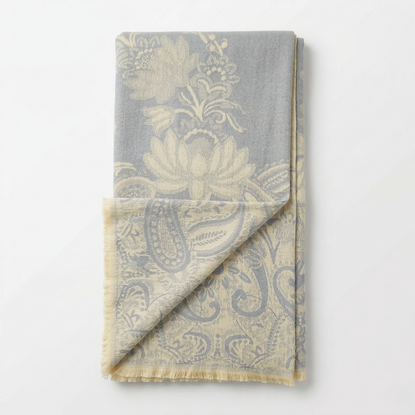 Elegant Paisley Jacquard Woolen Blanket