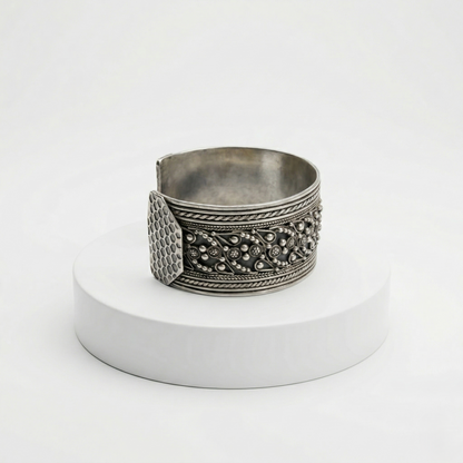 Intricate Filigree Ornate Silver Kada Bracelet