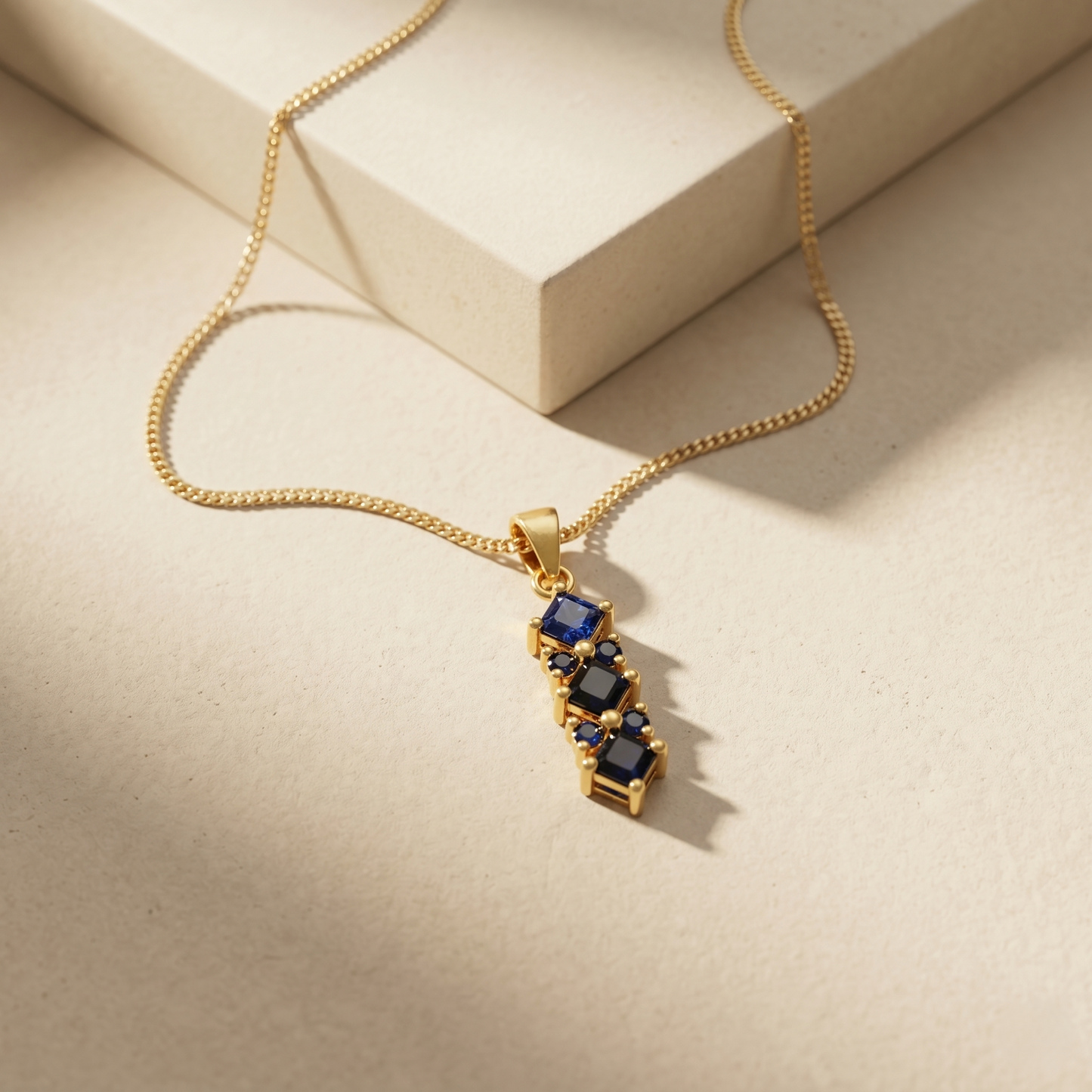 Regal Blue Star Silver Pendant Set