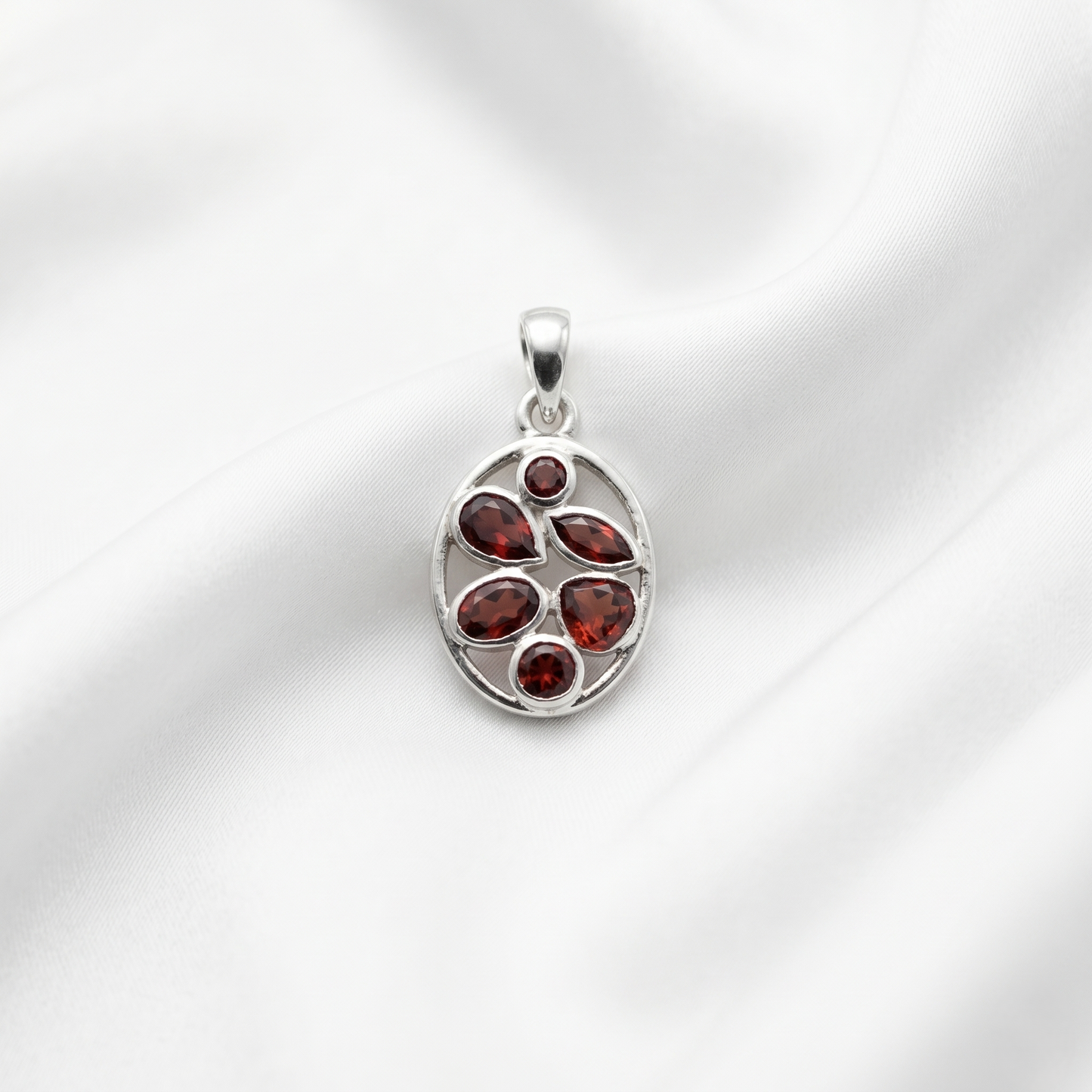 Vintage Sterling Silver Garnet Clusters Pendant