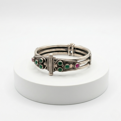 Vintage Tribal Emerald & Ruby Silver Kada