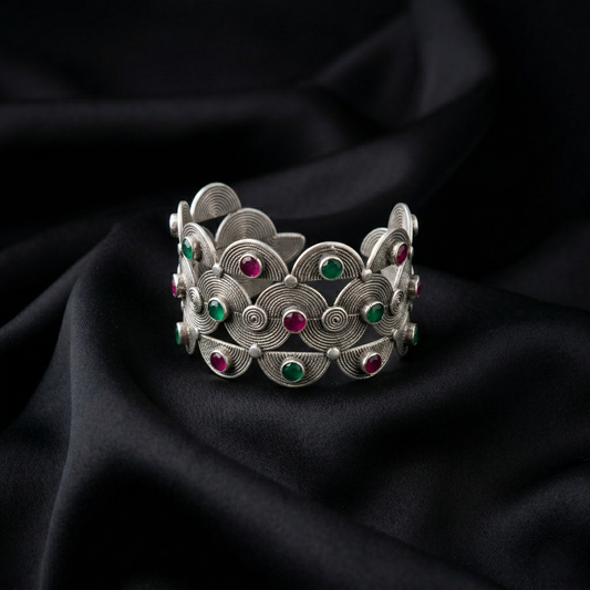 Handcrafted Silver Filigree Gemstone Cuff Kada