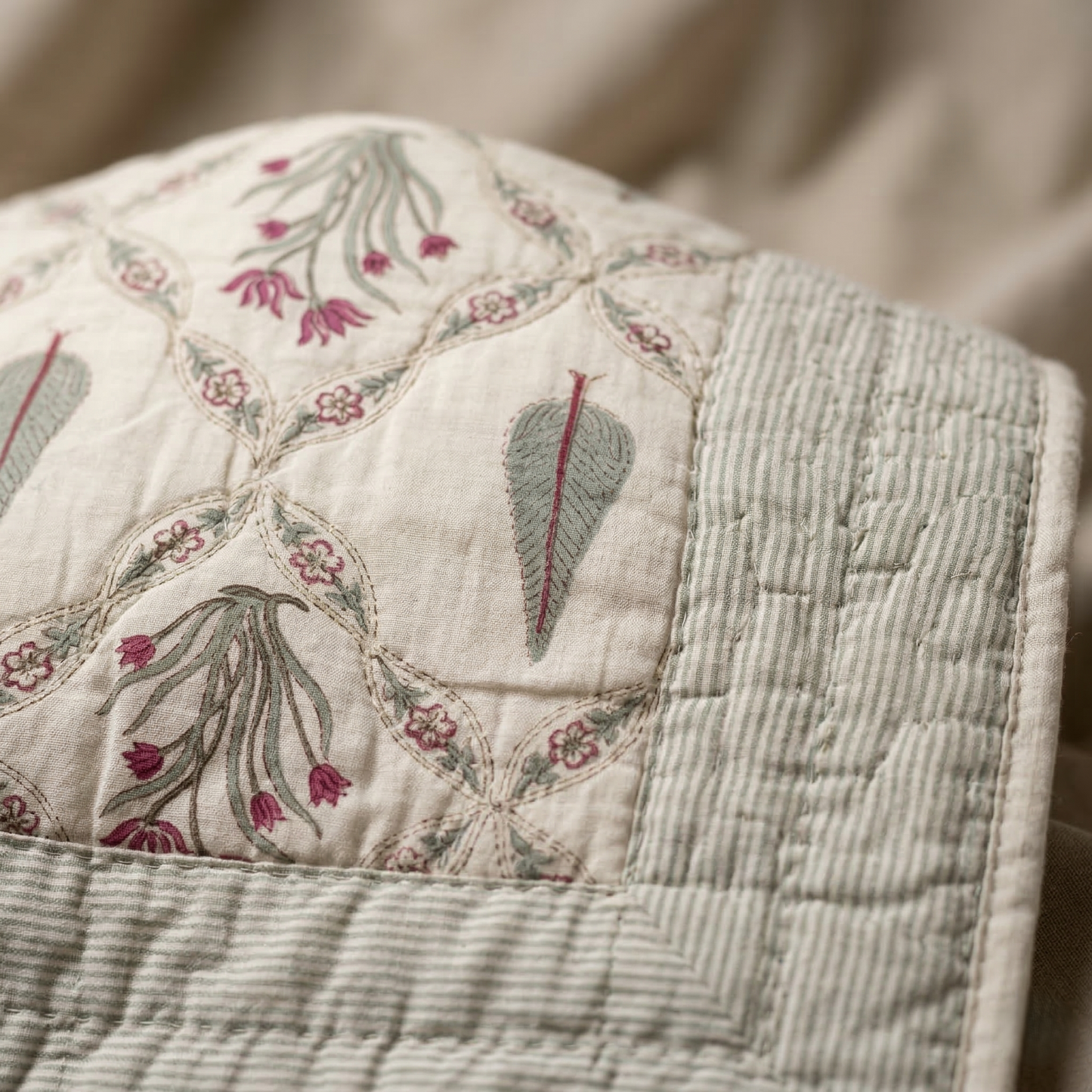 Elegant Sage Floral Lattice Cotton Quilt