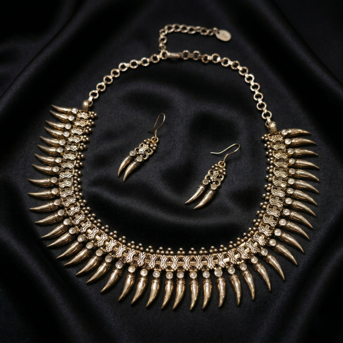 Antique Tribal Claw Silver Choker Set