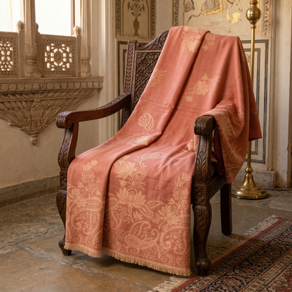 Elegant Paisley Jacquard Woolen Blanket
