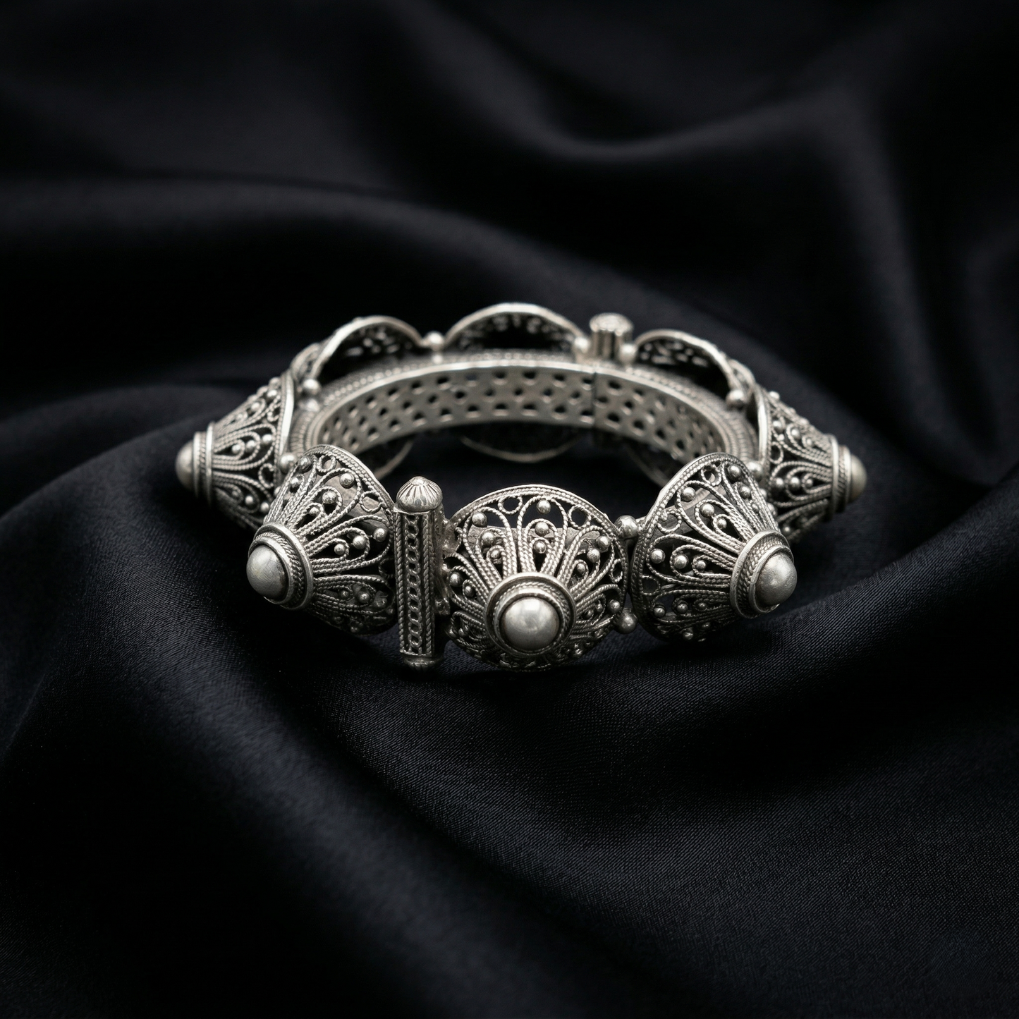 Exquisite Handcrafted Filigree Silver Kada Bracelet