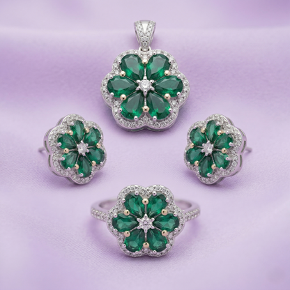Floral Emerald 92.5 Silver Pendant Set