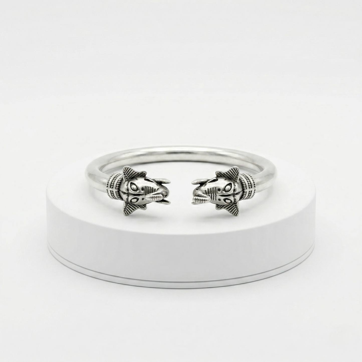 Handcrafted 92.5 Sterling Silver Elephant Kada